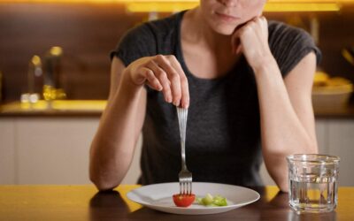 Understanding Eating Disorders: Types, Signs, and When to Seek Help